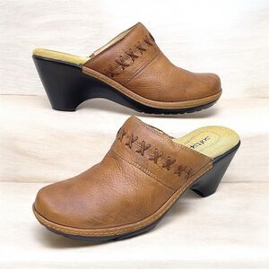 SoftSpots Clogs Womens 8M Brown Leather Mules Comfort Wedge Heels Slip-On Shoes